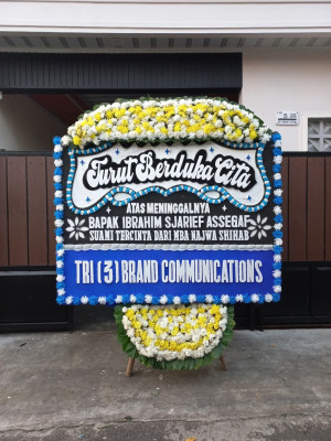 Papan Bunga Duka di Pabean